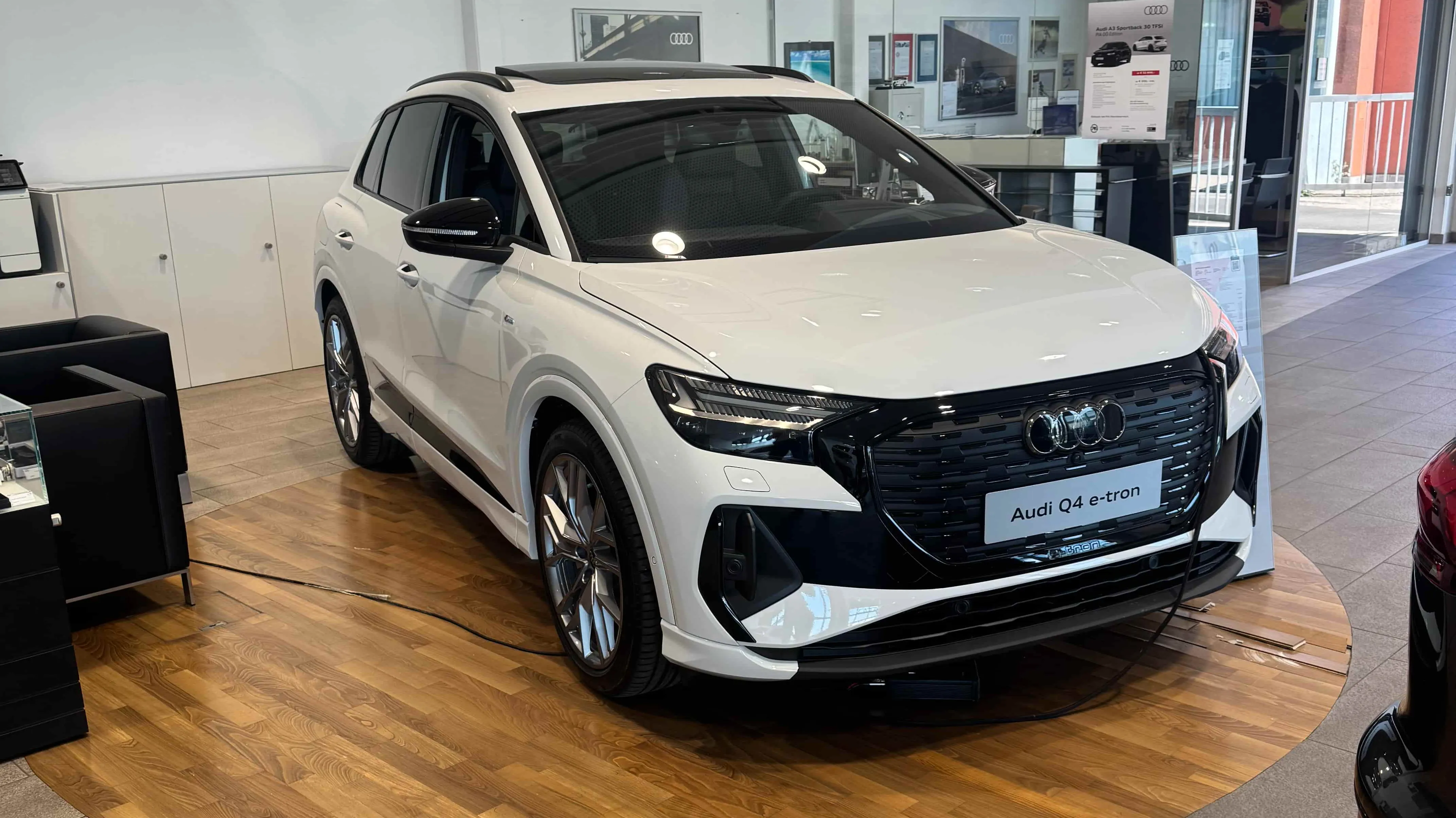 Bild eines Q4 55 e-tron quattro
