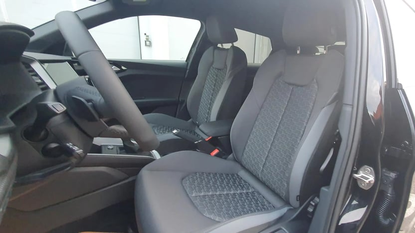 Bild eines A1 allstreet 30 TFSI intense