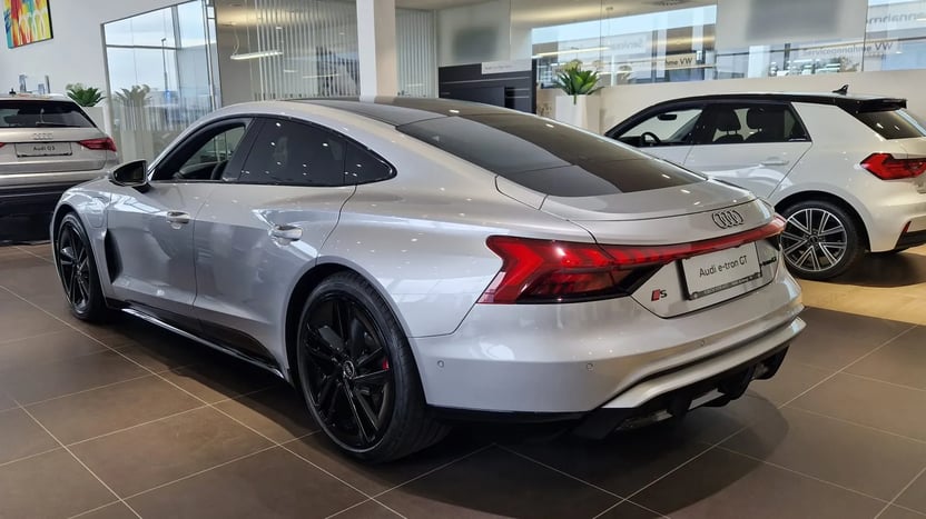 Bild eines Audi S e-tron GT