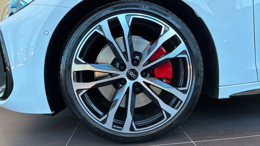 Bild eines A5 Avant e-hybrid quattro 220 kW