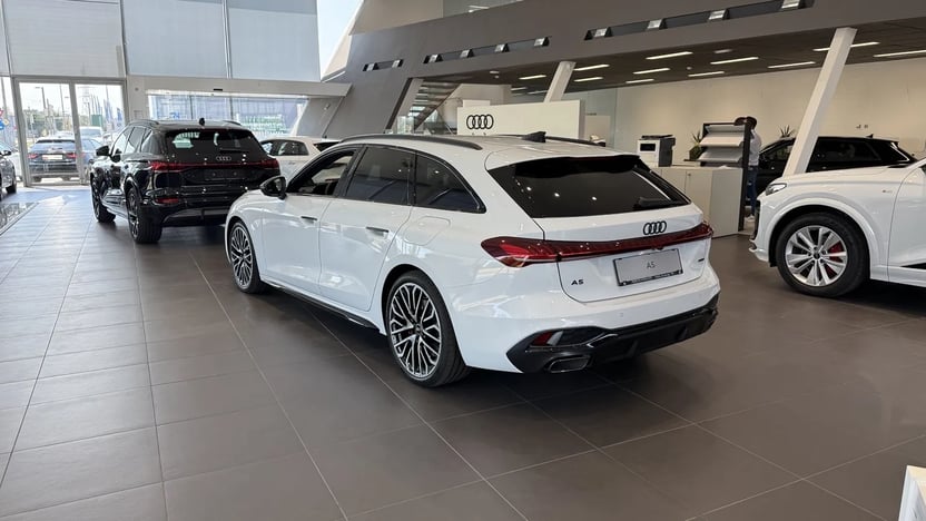Bild eines A5 Avant e-hybrid quattro 220 kW