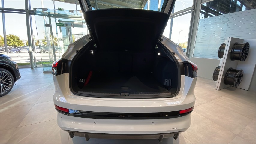 Bild eines Q4 Sportback e-tron quattro