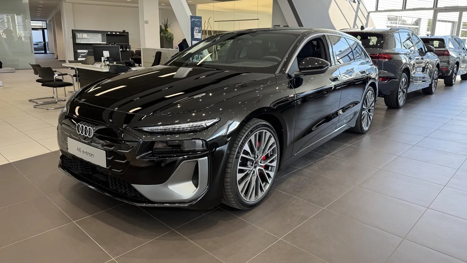Audi A6 Avant e-tron quattro 2026
