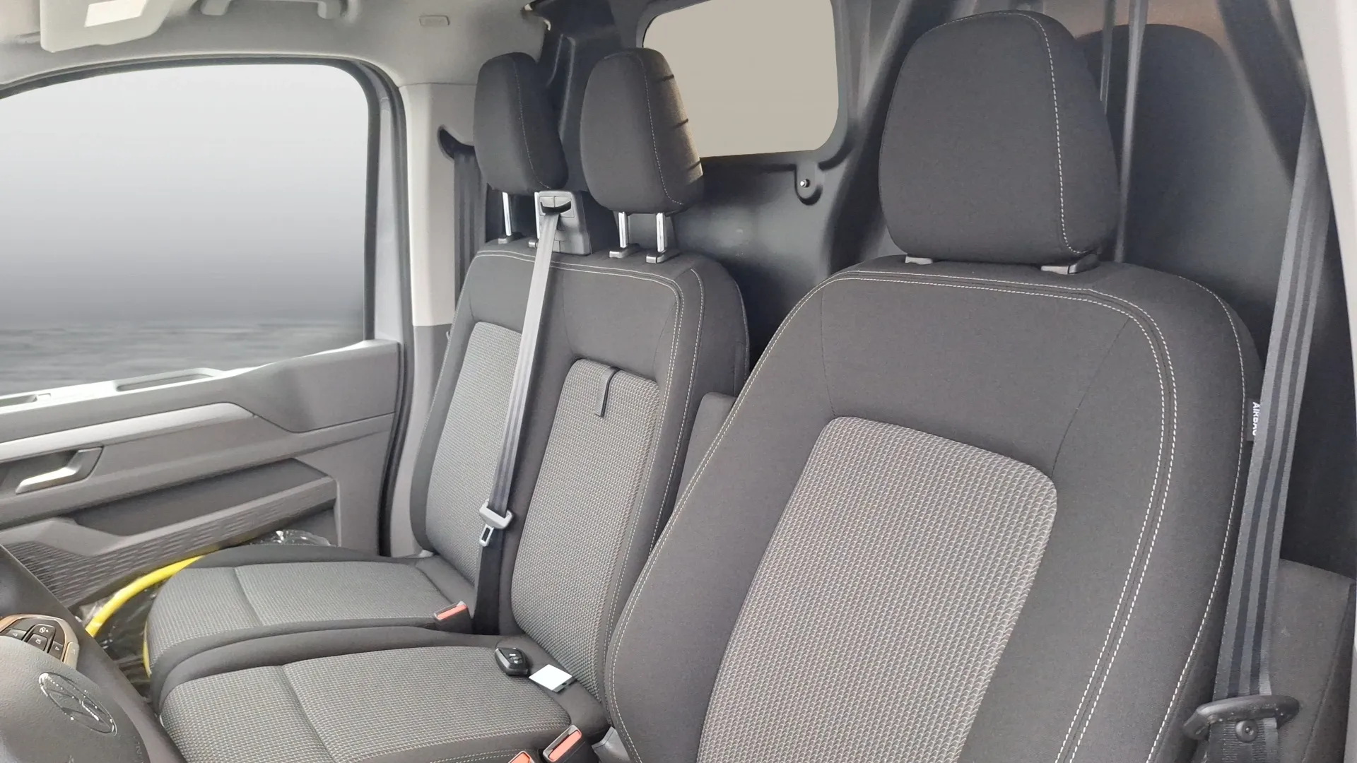 Bild eines e-Transporter Kastenwagen Edition 160 kW