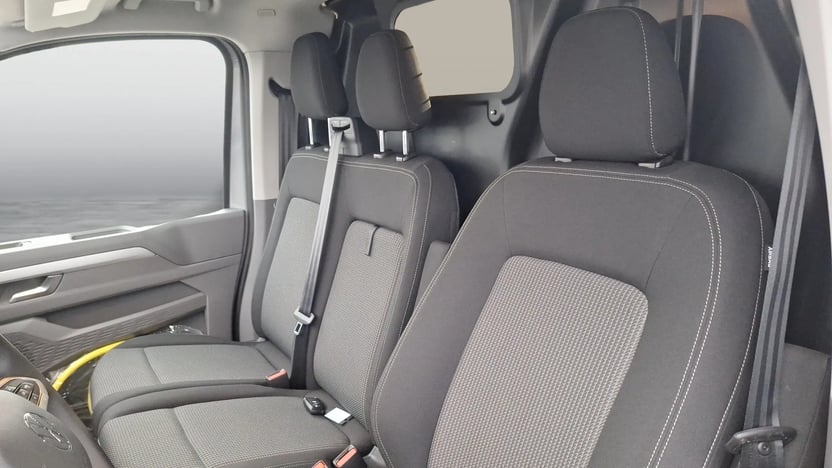 Bild eines e-Transporter Kastenwagen Edition 160 kW