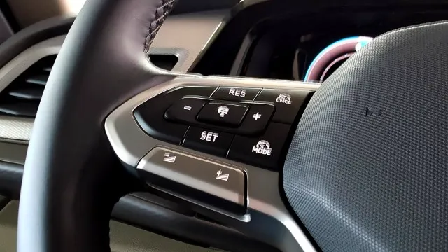 Bild eines Multivan Business ÜH eHybrid 180 kW 4M
