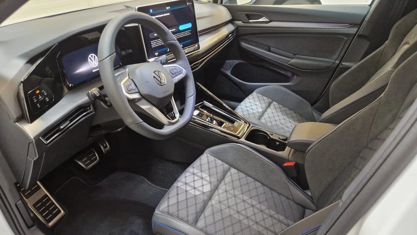 Bild eines Golf Sport mHEV TSI DSG