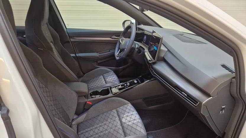 Bild eines Golf Sport mHEV TSI DSG