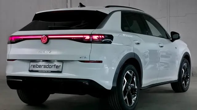 Bild eines T-Roc R-Line eTSI DSG
