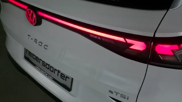 Bild eines T-Roc R-Line eTSI DSG