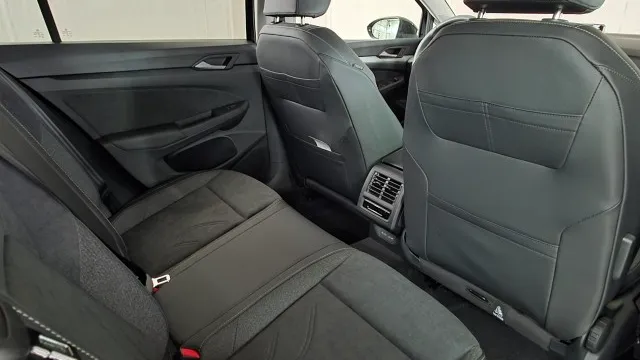 Bild eines Golf Variant Business TDI