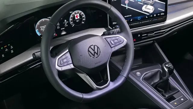 Bild eines Golf Variant Business TDI