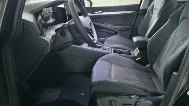 Bild eines Golf Variant Business TDI