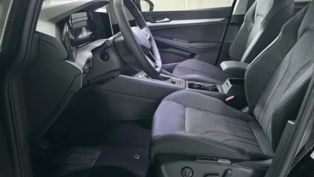 Bild eines Golf Variant Business TDI