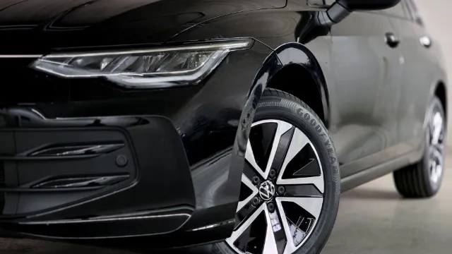 Bild eines Golf Variant Business TDI