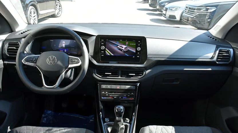 Slika T-Cross Life Plus 1.0 l TSI OPF 70 kW