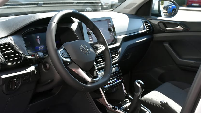 Slika T-Cross Life Plus 1.0 l TSI OPF 70 kW