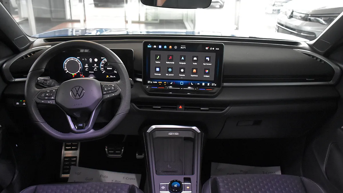 Slika T-Roc R-Line 1.5 eTSI 110 kW(150 PS) DSG