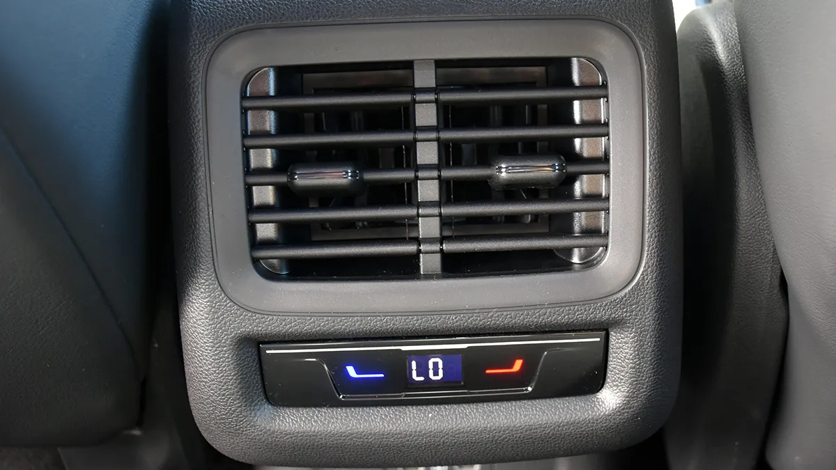 Slika T-Roc Style 1.5 eTSI 110 kW (150 PS) DSG