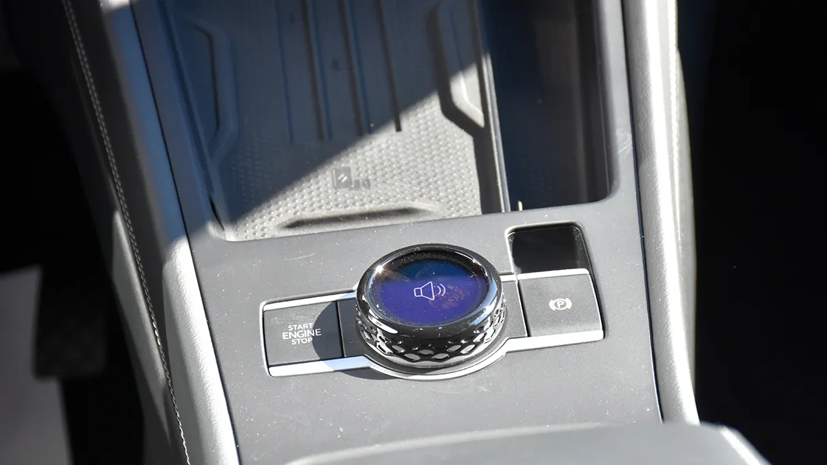 Slika T-Roc Style 1.5 eTSI 110 kW (150 PS) DSG