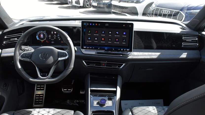 Slika Tiguan R-Line Plus 2.0 TDI 4MOT 142 kW