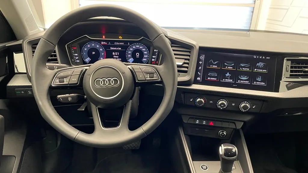 A1 Sportback Advanced 30 TFSI 81 kW