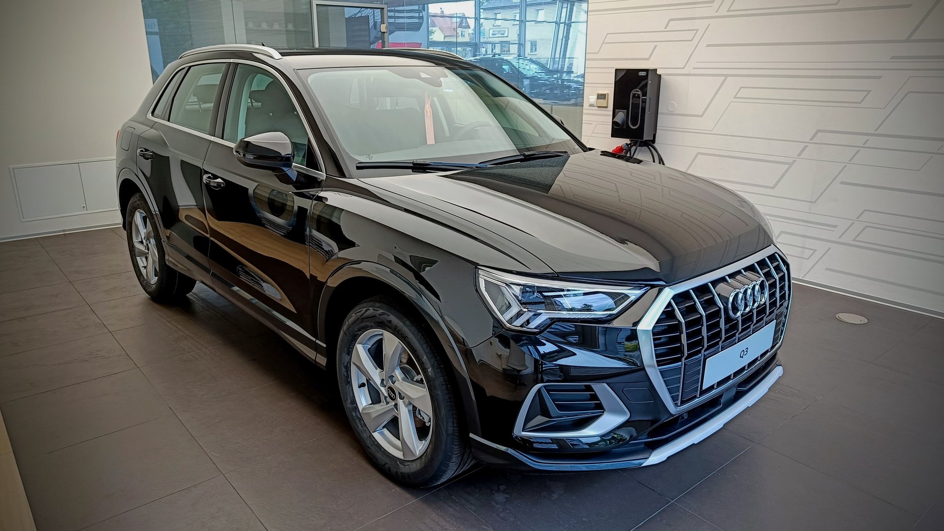 Q3 Advanced 35 TFSI 110kW