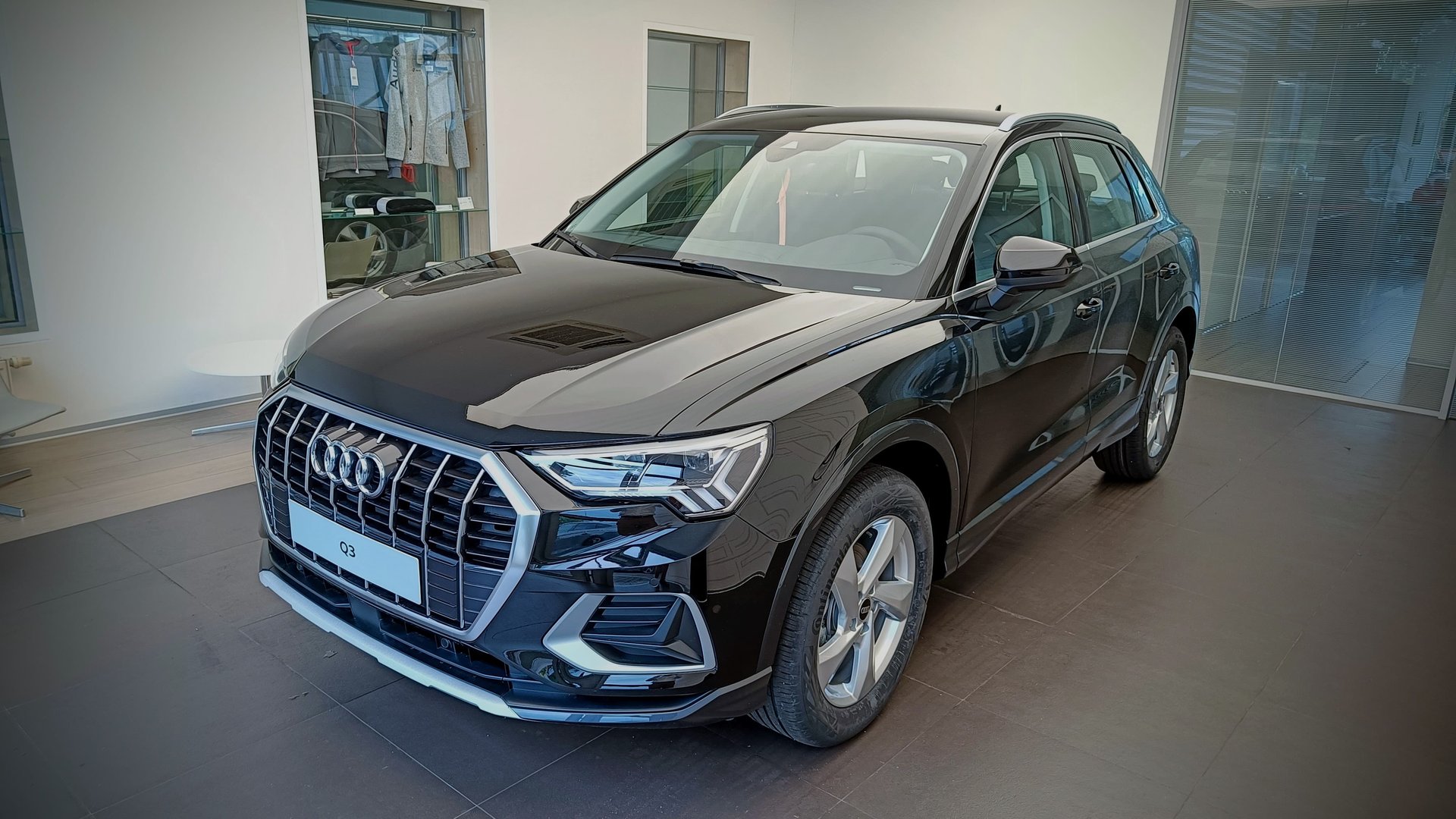 Q3 Advanced 35 TFSI 110kW
