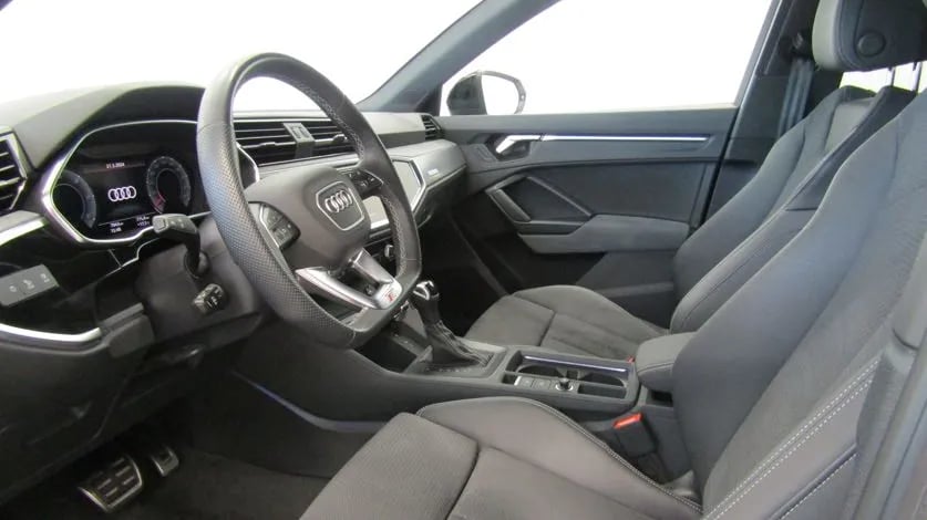 Q3 S line 35 TDI 110 kW