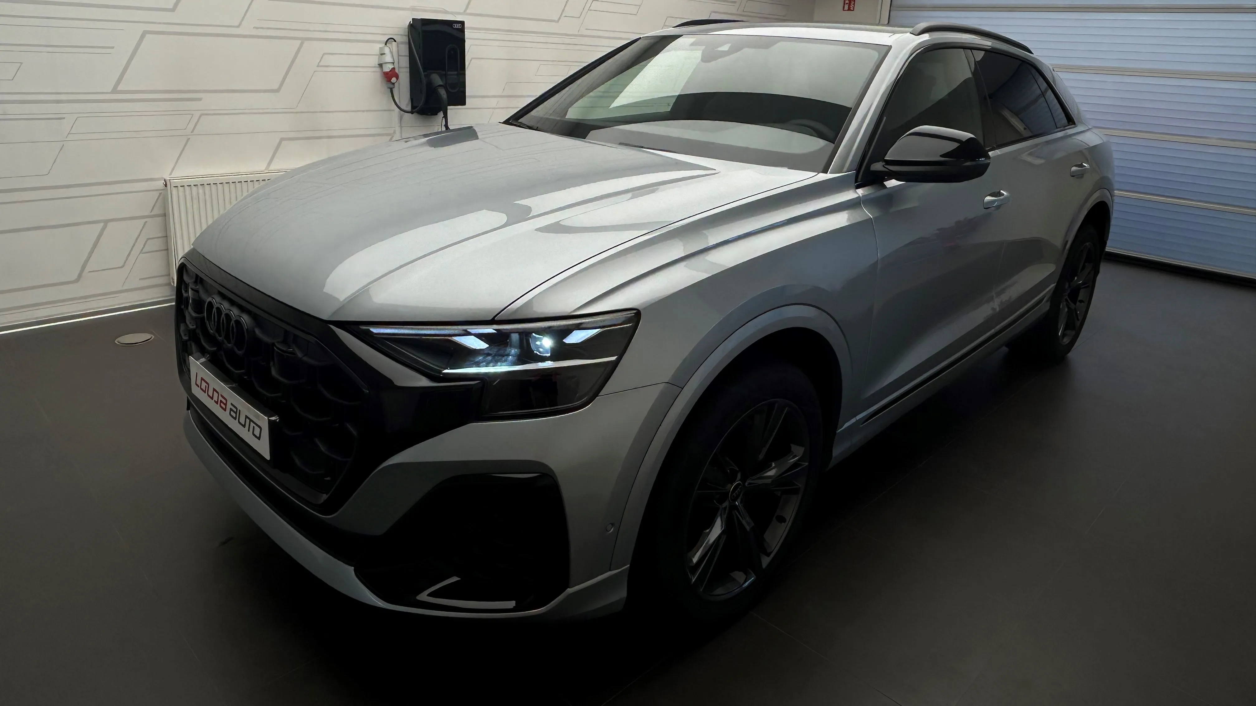 Obrázek Q8 SUV 50 TDI quattro