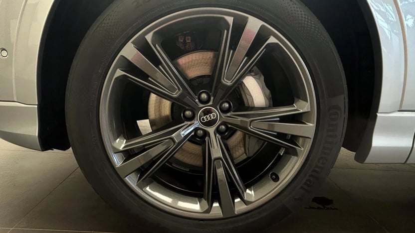 Obrázek Q8 SUV 50 TDI quattro