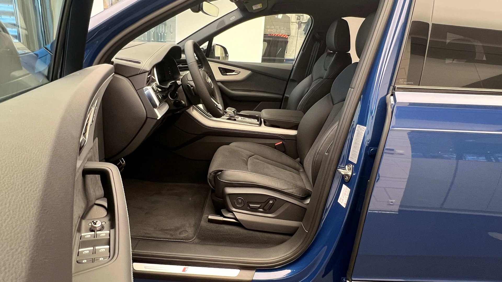 Q7 SUV S line 50 TDI quattro