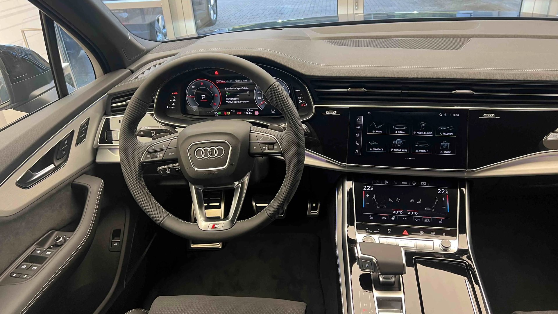 Q7 SUV S line 50 TDI quattro