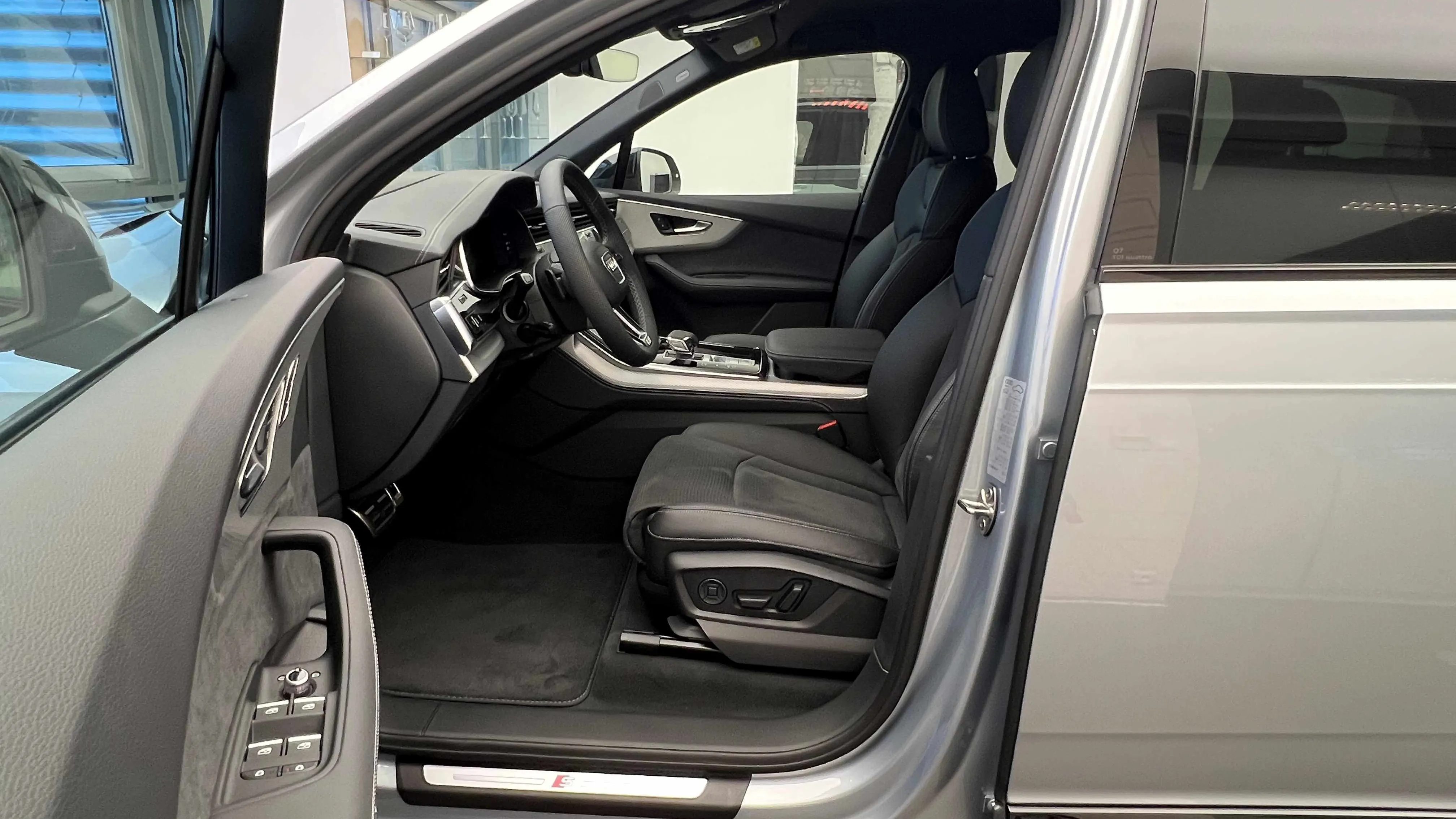 Obrázek Q7 SUV S line 50 TDI quattro