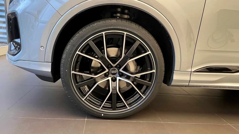 Obrázek Q7 SUV S line 50 TDI quattro