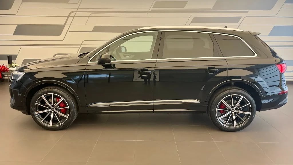Q7 SUV S line 50 TDI quattro