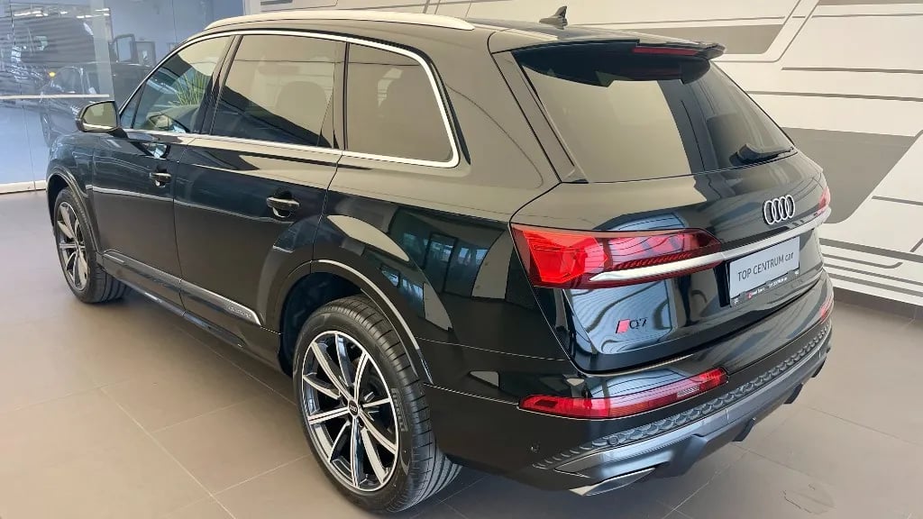 Q7 SUV S line 50 TDI quattro