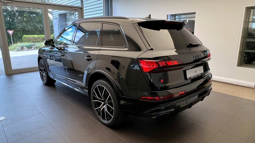Q7 SUV S line 50 TDI quattro