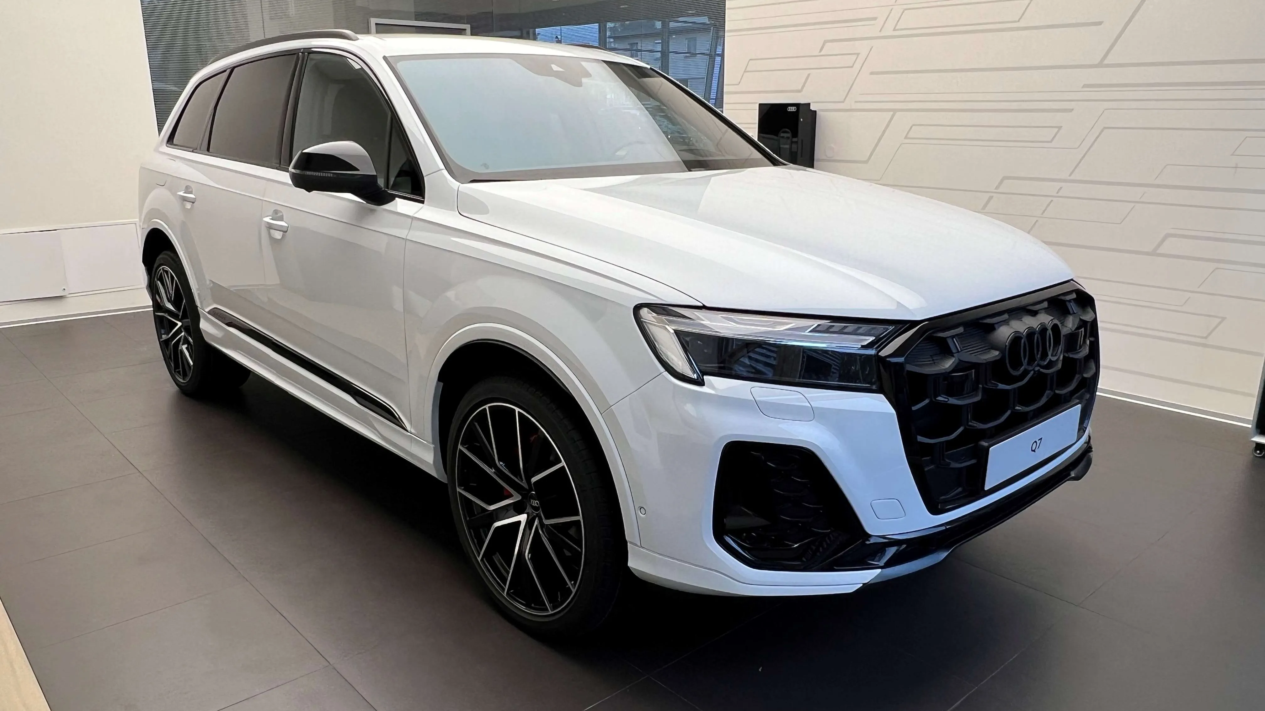 Obrázek Q7 SUV S line 50 TDI quattro
