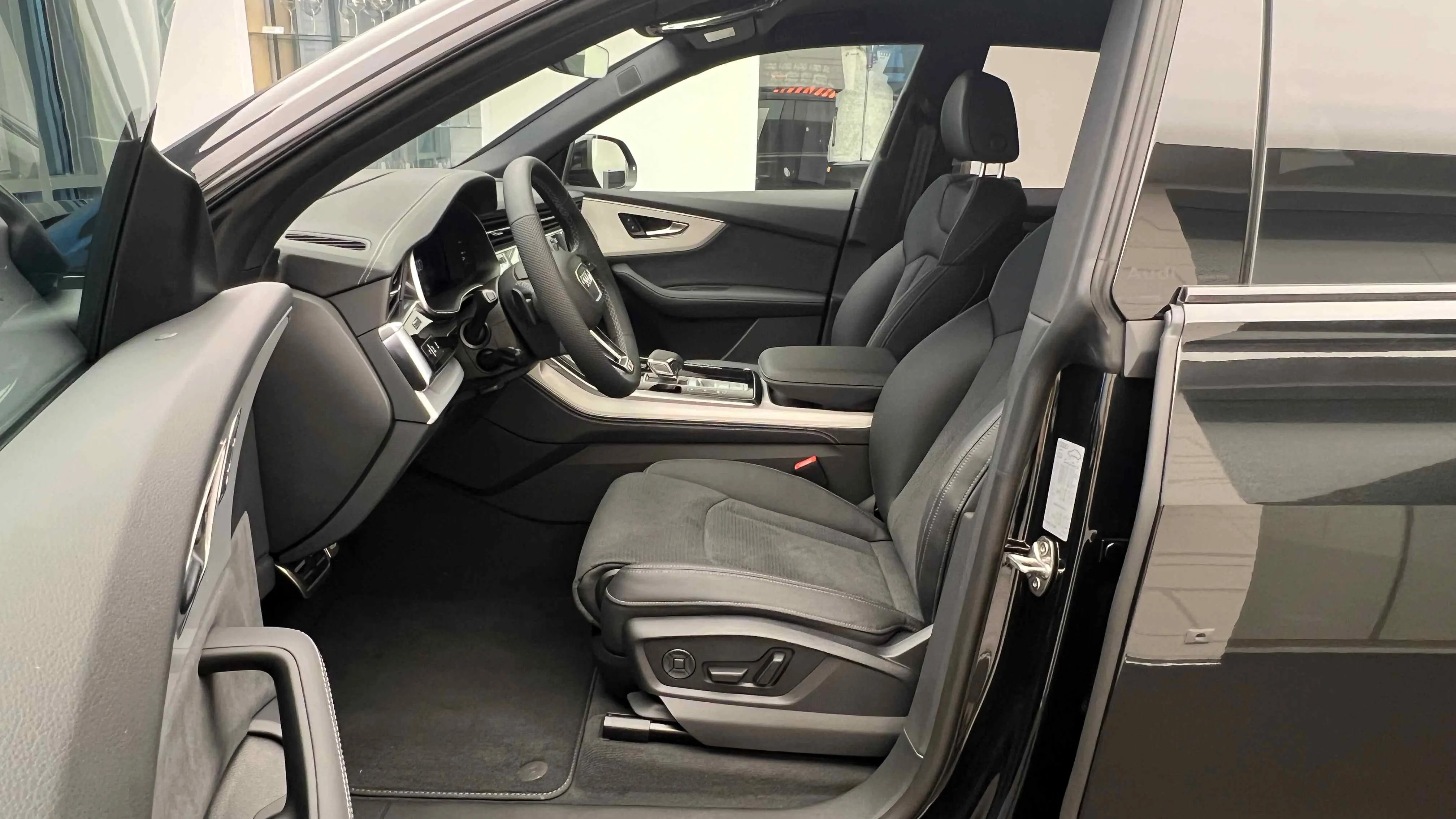 Obrázek Q8 SUV TDI 210kW quattro