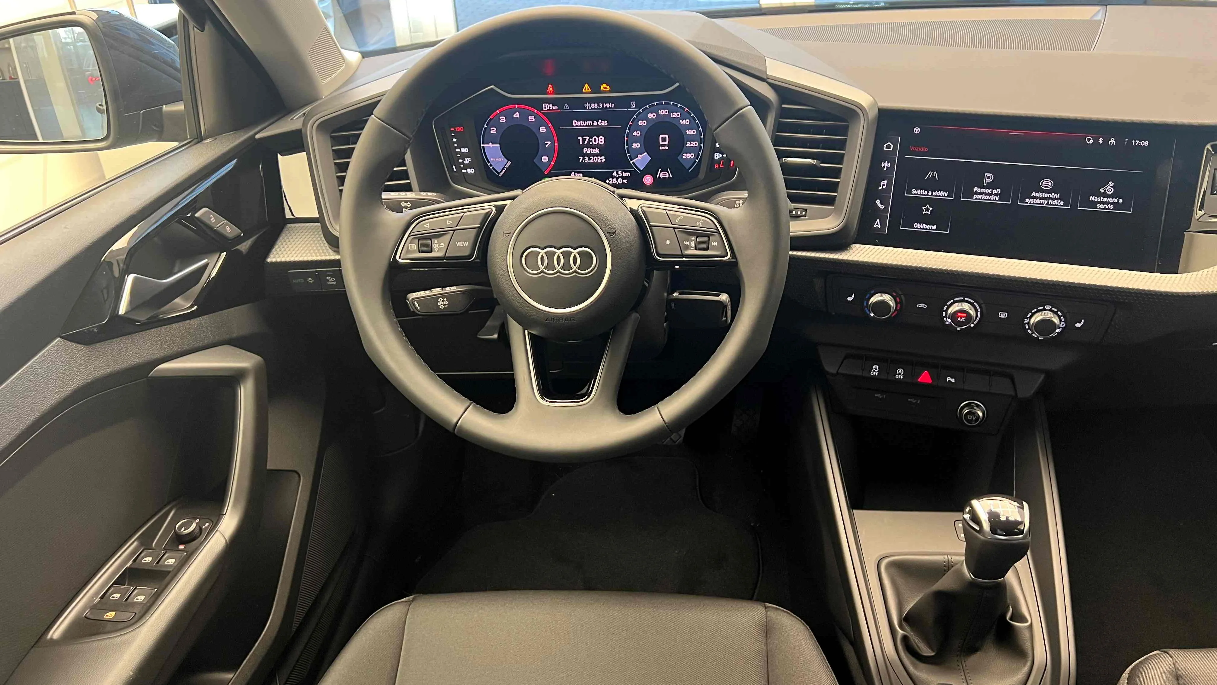 Obrázek A1 Sportback Advanced 25 TFSI 70 kW