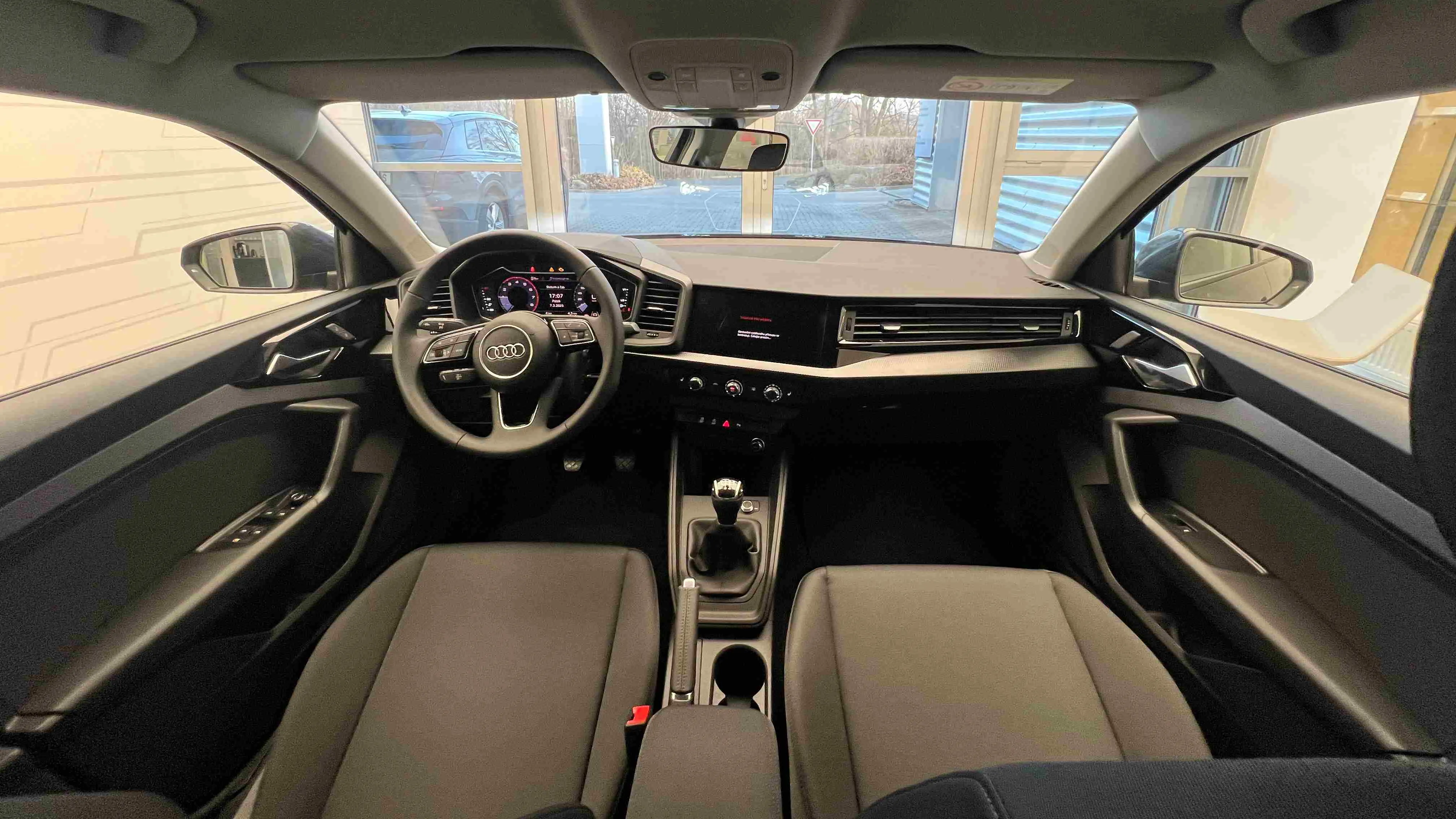 Obrázek A1 Sportback Advanced 25 TFSI 70 kW