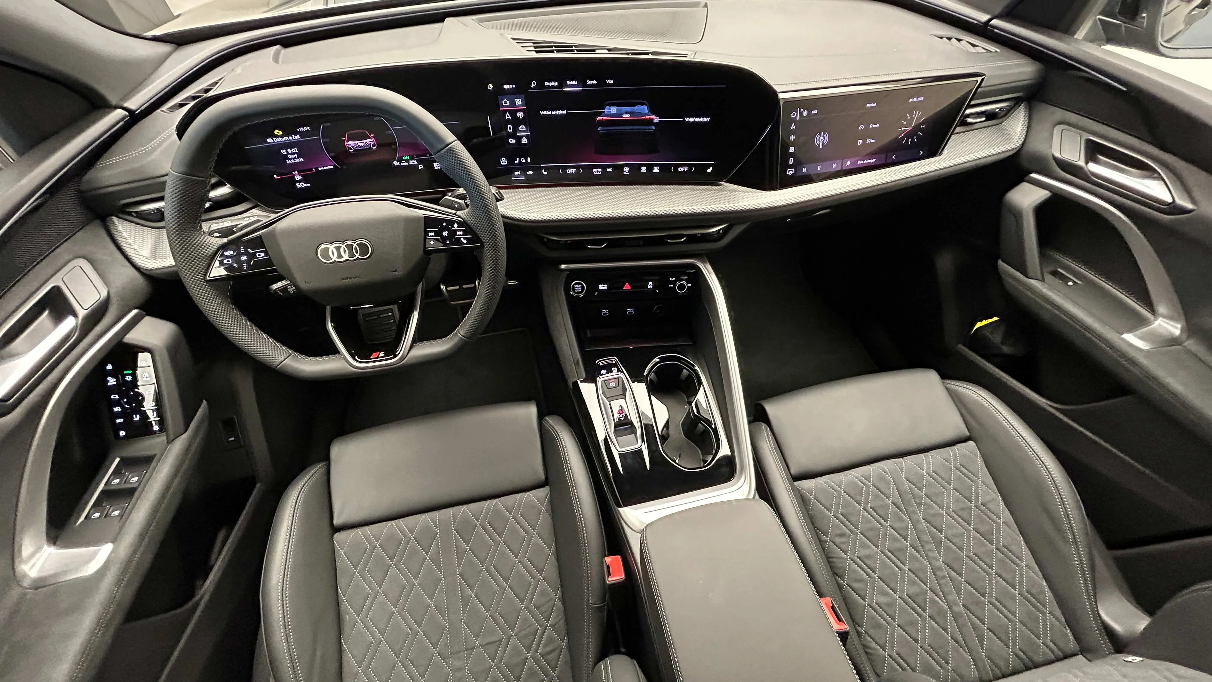 Obrázek Q5 TDI 150kW quattro STR