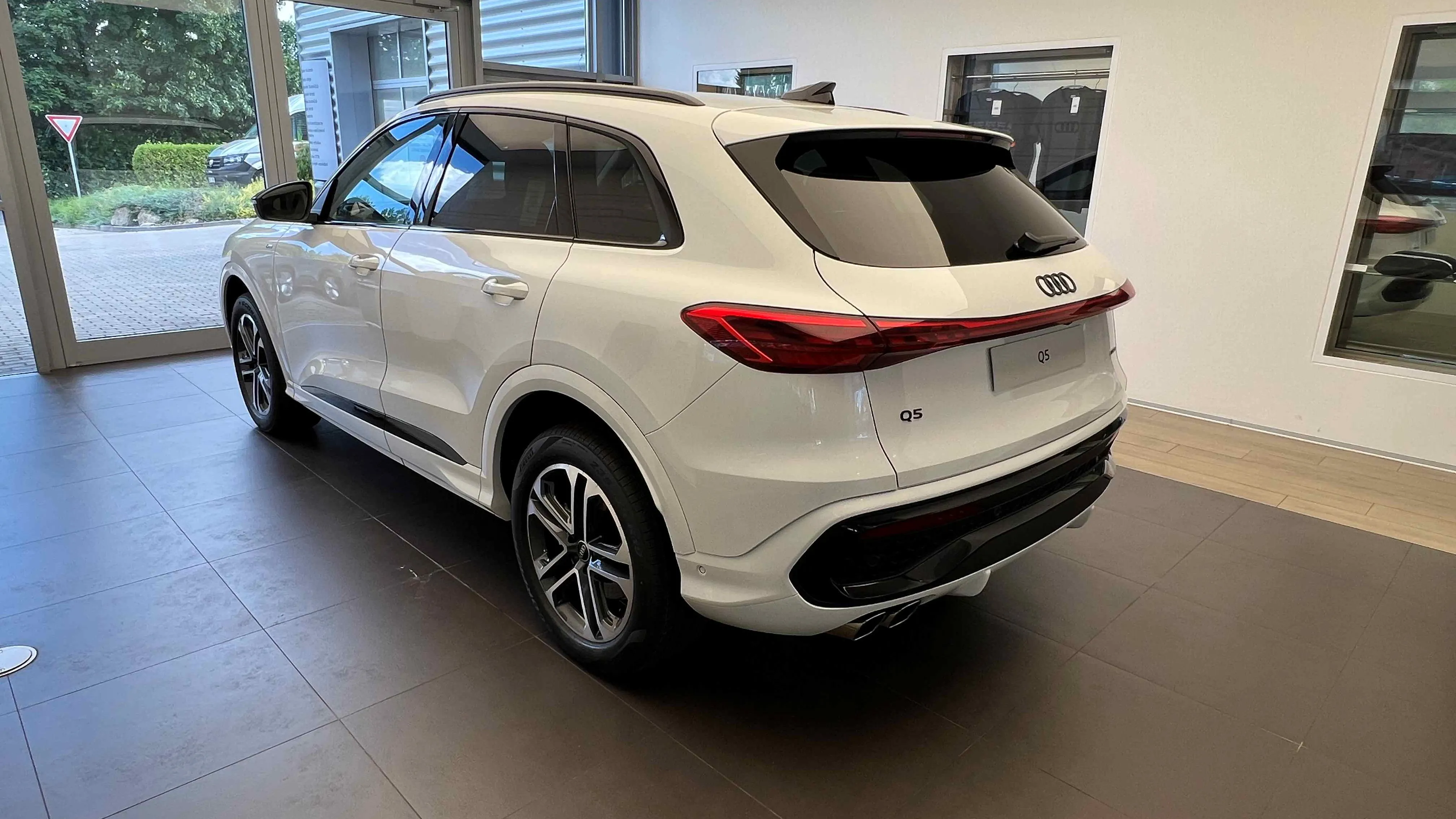 Obrázek Q5 TDI 150kW quattro STR