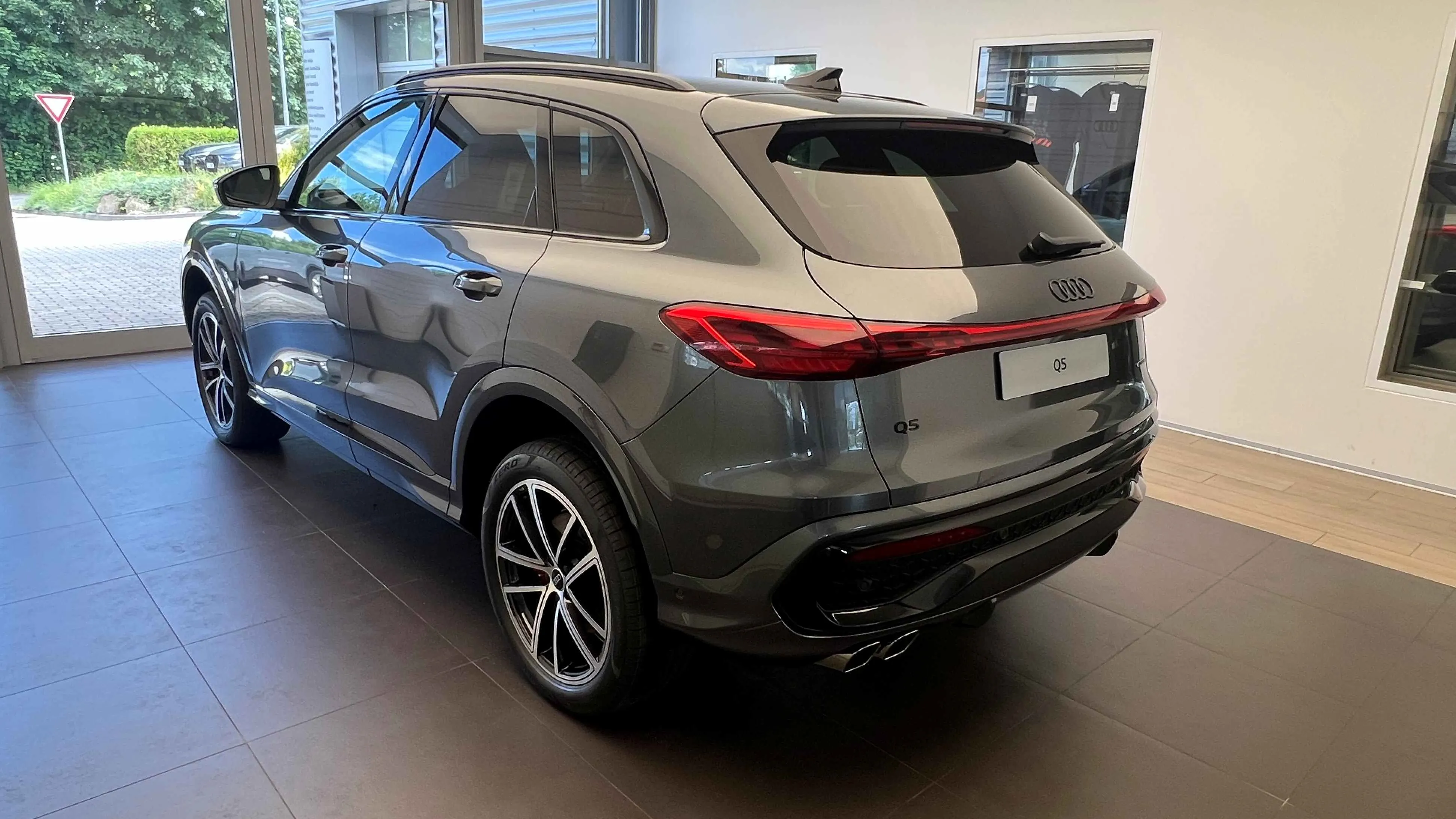 Obrázek Q5 TDI 150kW quattro STR