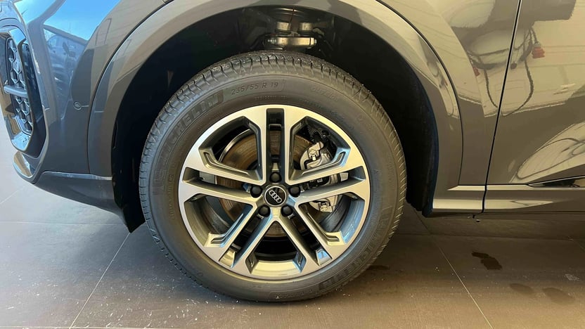 Obrázek Q5 TFSI quattro 150 kW