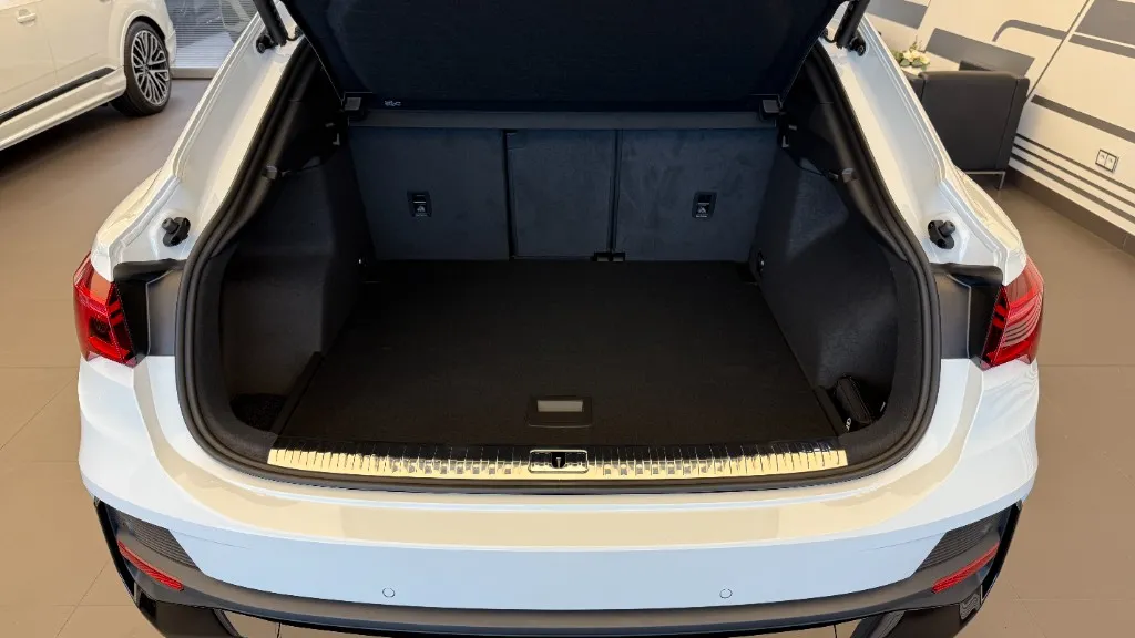 Obrázek Q3 SB S line 40 TDI 142 kW q