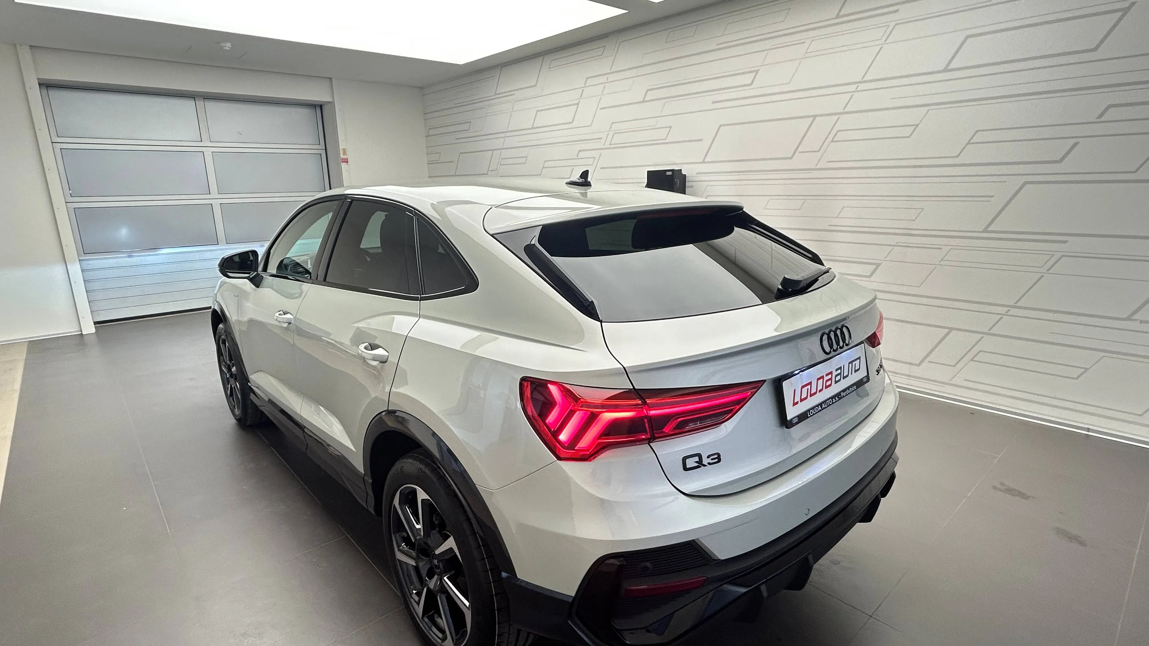 Obrázek Q3 SB S line 35 TFSI 110kW