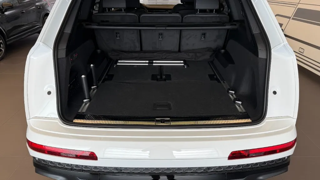 Obrázek Q7 SUV S line TDI 210kW quattro