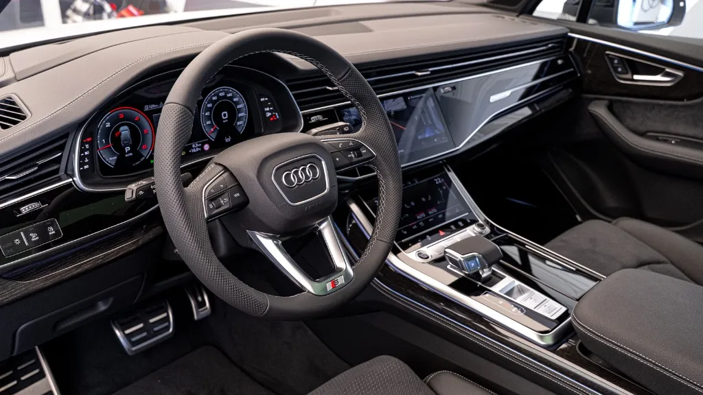 Obrázek Q7 SUV S line TDI 210kW quattro